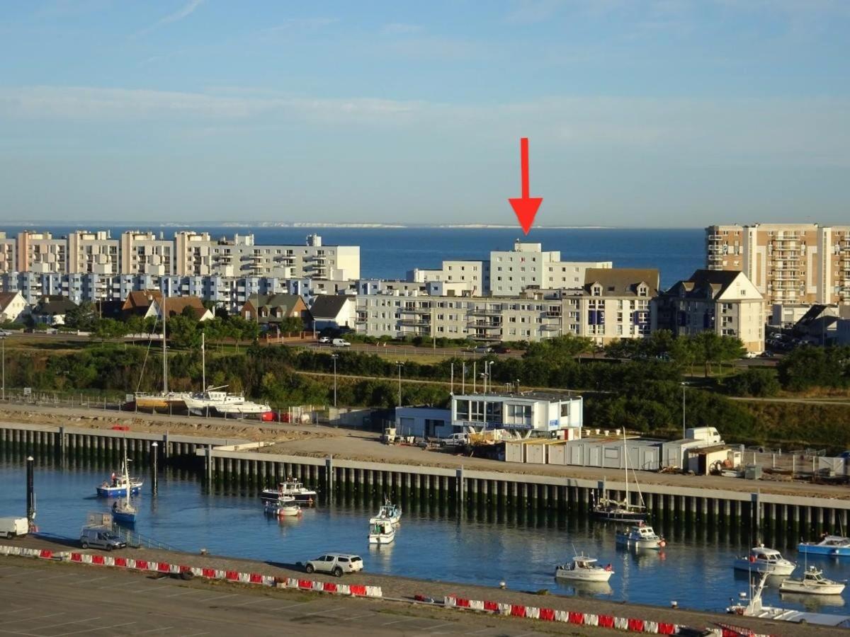 Au Rythme Des Ferrys Apartment Calais Bagian luar foto